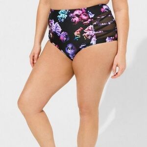 Torrid Size 1 High Rise Lattice Side Swim Bottoms Midnight Roses Floral …